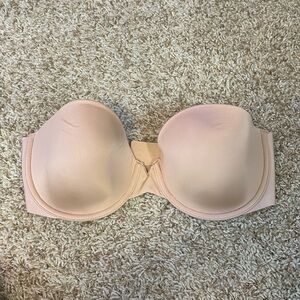 EUC 36D Victoria’s Secret nude strapless lightly lined multi-way bra